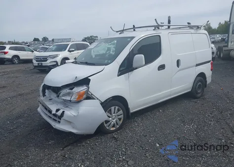 2015 Nissan Nv200 Sv z USA, uszkodzony, nr VIN 3N6CM0KN3FK695521